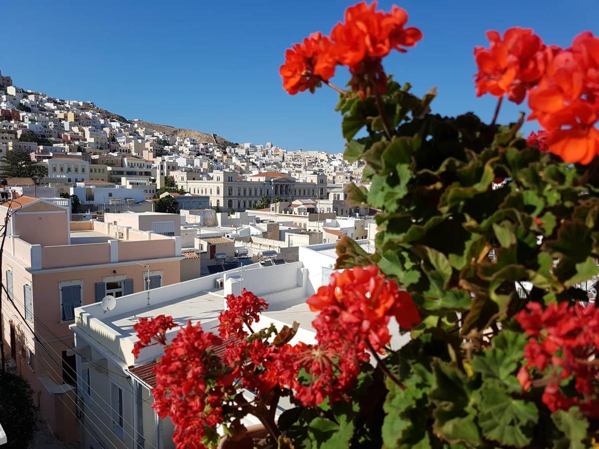 Aegli Hotel Ermoupoli Luaran gambar
