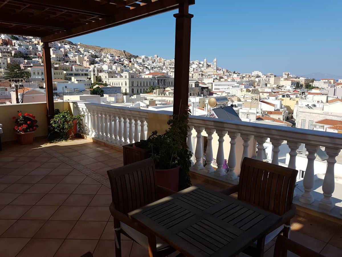 Aegli Hotel Ermoupoli Luaran gambar