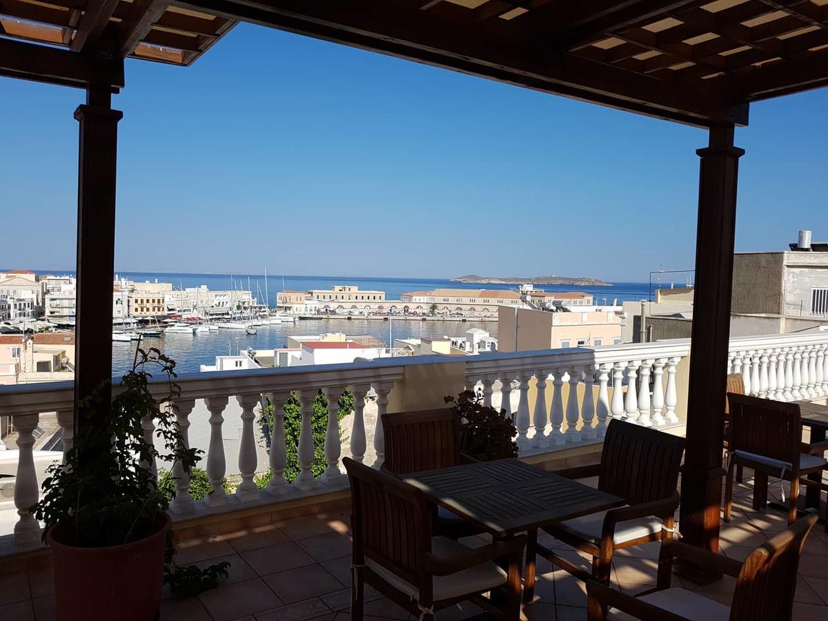 Aegli Hotel Ermoupoli Luaran gambar