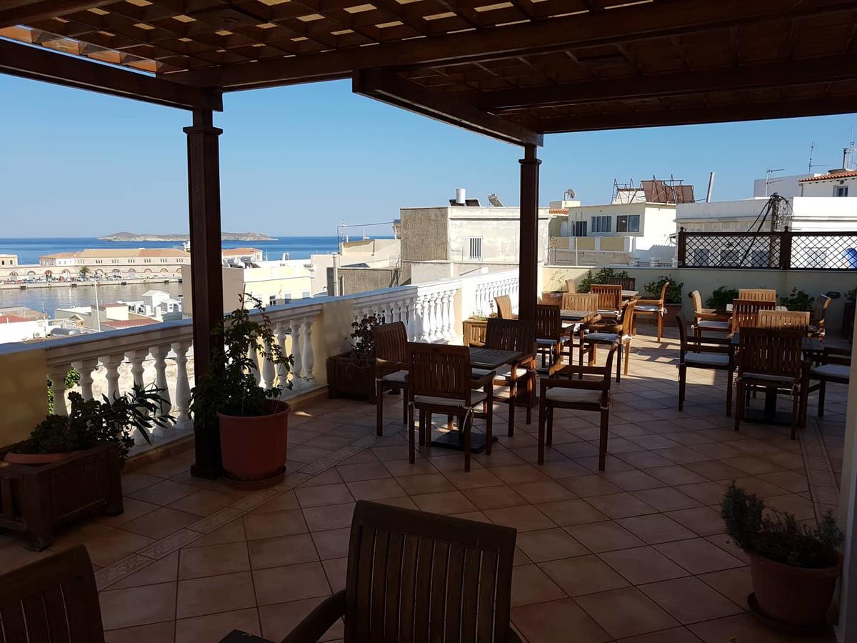 Aegli Hotel Ermoupoli Luaran gambar