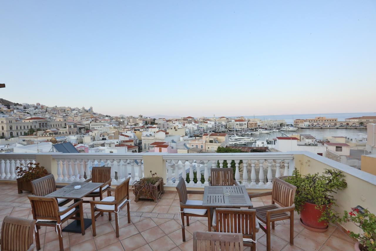 Aegli Hotel Ermoupoli Luaran gambar